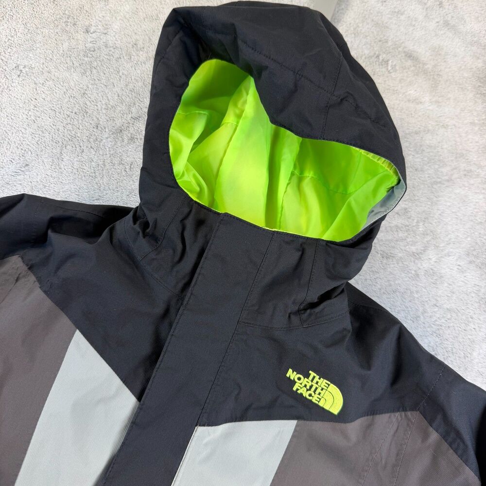 North Face Boys 3-in-1 TriClimate Jacket HyVent Fleece Liner Size M 10/12
